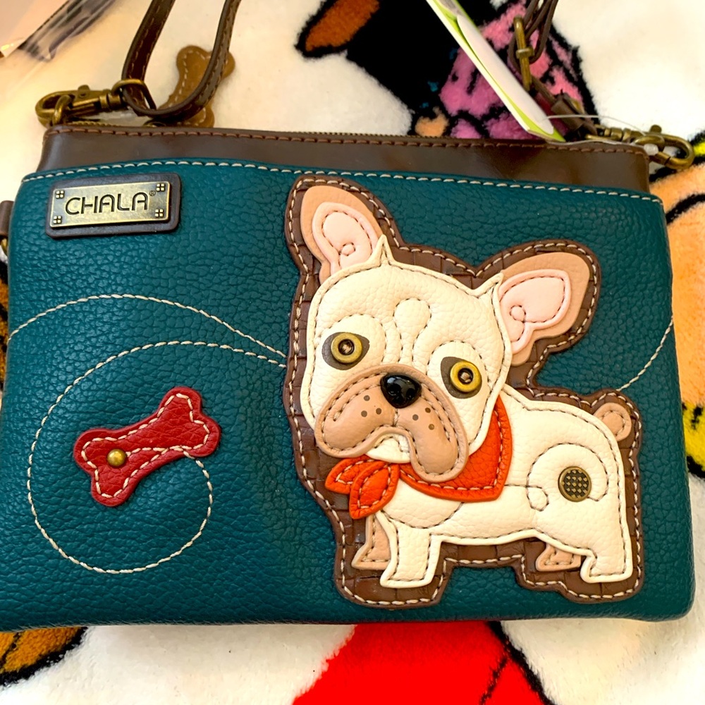 CHALA CROSSBODY FRENCHIE PURSE 
ABSOLUTELY ADORABLE!!❤️